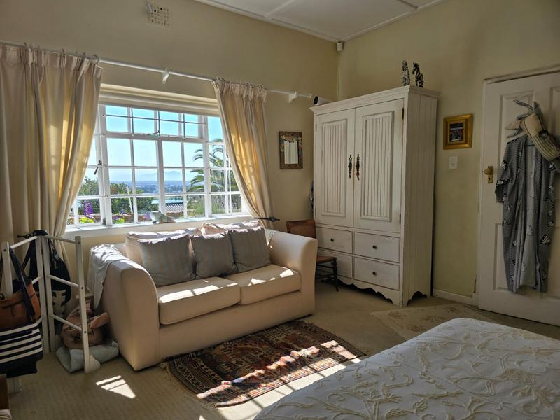 3 Bedroom Property for Sale in Lakeside Western Cape